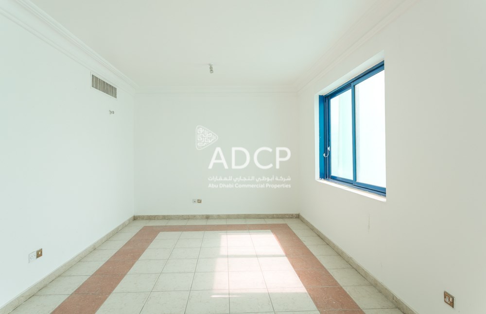 Living area ADCP 430 in Al Nahyan